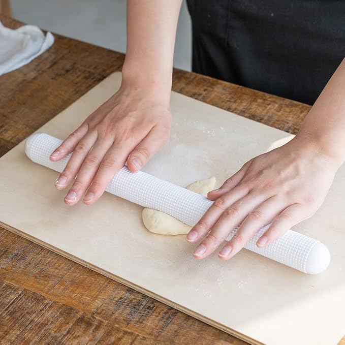 CakeLand Gas Release Roll Pin, Made in Japan 7239